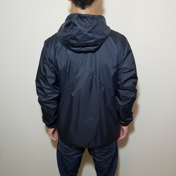 QUIKSILVER BLACK HOODED WINDBREAKER JACKET LARGE - Picture 5 of 7